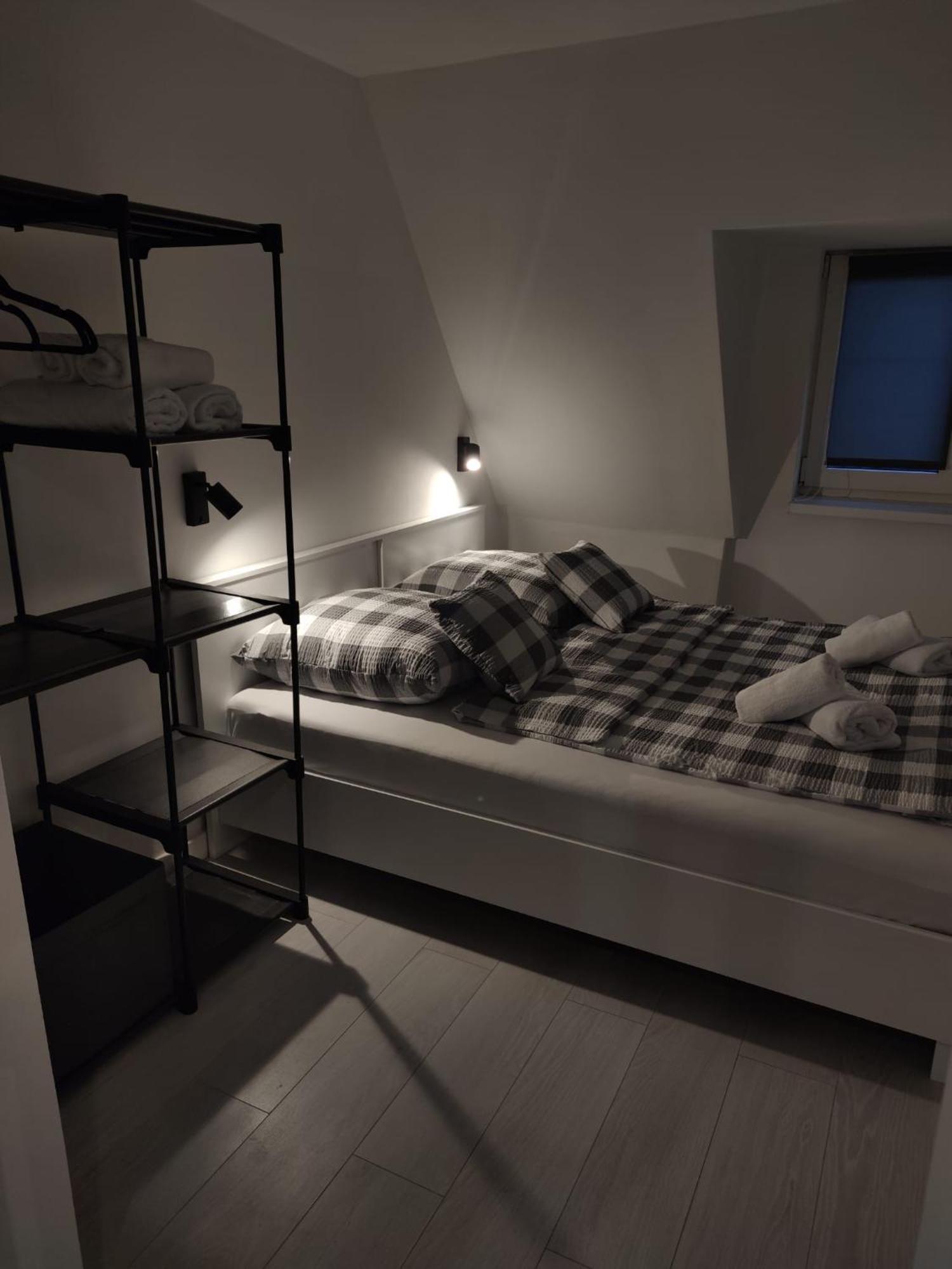 Apartament Michalowskiego W Poblizu Radiostacji กลีวิตเซ ภายนอก รูปภาพ